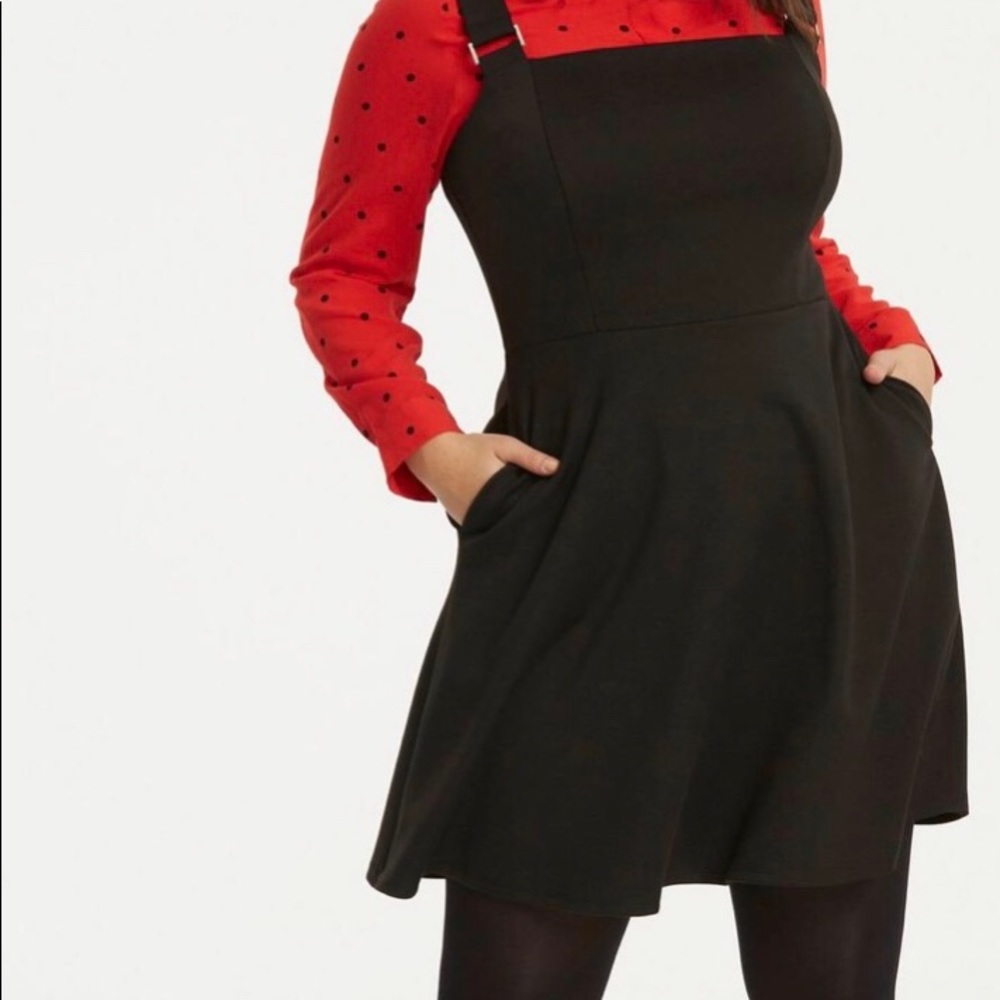 SIMPLY BE Black Pinafore Dress with Pockets US 16